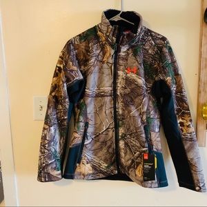 Under Armour Camo scent control women’s zip up M
